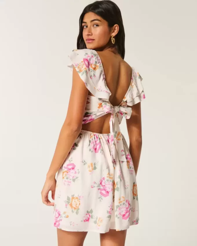 Rochie mini cu mâneci fluturate, talie în V Rochie mini cu mâneci fluturate, talie în V