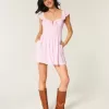 Rochie mini cu mâneci fluturate, talie în V Rochie mini cu mâneci fluturate, talie în V