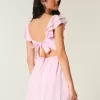 Rochie mini cu mâneci fluturate, talie în V Rochie mini cu mâneci fluturate, talie în V