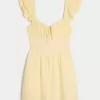 Rochie mini cu mâneci fluturate, talie în V Rochie mini cu mâneci fluturate, talie în V