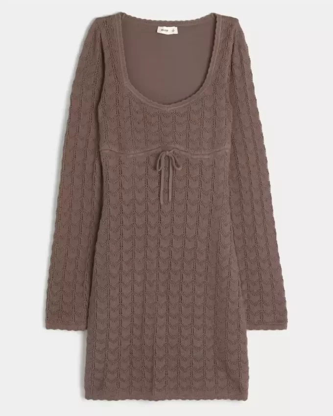 Rochie mini cu mâneci lungi în stil croșetat Rochie mini cu mâneci lungi în stil croșetat