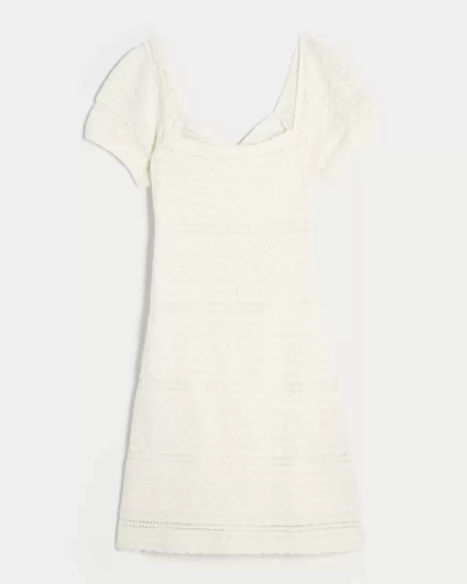 Rochie mini cu mâneci scurte în stil croșetat Rochie mini cu mâneci scurte în stil croșetat