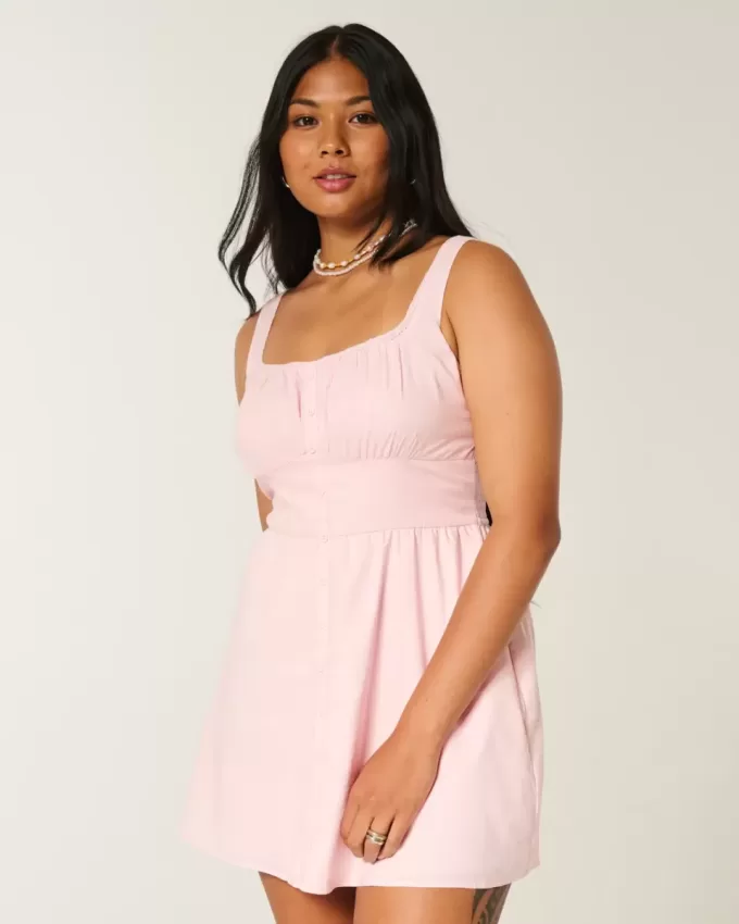 Rochie mini cu nasturi în față Rochie mini cu nasturi în față