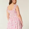 Rochie mini cu tiv asimetric fără umăr Rochie mini cu tiv asimetric fără umăr