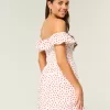 Rochie mini cu volan în linie A fără umăr Rochie mini cu volan în linie A fără umăr