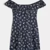 Rochie mini cu volan în linie A fără umăr Rochie mini cu volan în linie A fără umăr