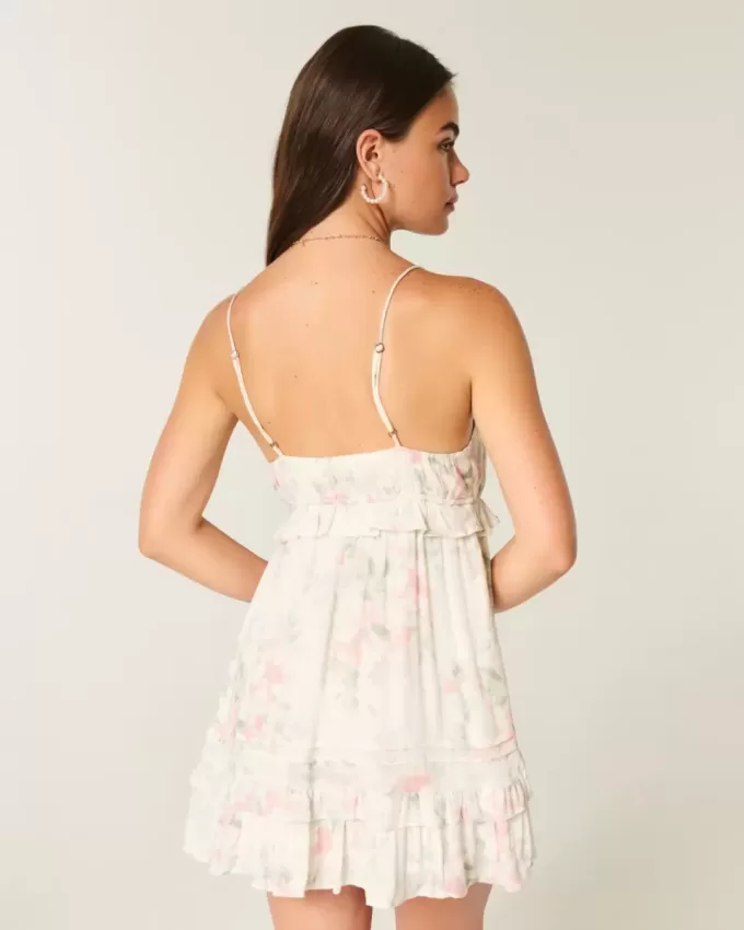 Rochie mini cu volane împletite Rochie mini cu volane împletite