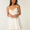 Rochie mini din șifon cu tiv asimetric Rochie mini din șifon cu tiv asimetric