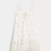 Rochie mini din șifon cu tiv asimetric Rochie mini din șifon cu tiv asimetric