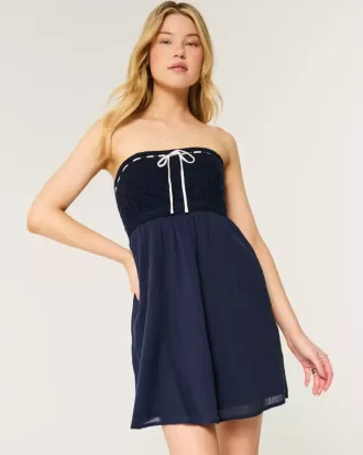Rochie mini fără bretele în stil croșetat