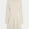 Rochie mini pulover Skater cu nervuri Rochie mini pulover Skater cu nervuri