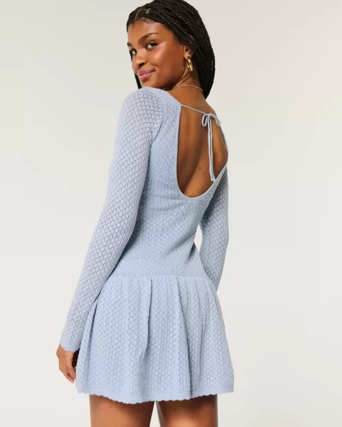 Rochie mini skater cu mâneci lungi în stil croșetat Rochie mini skater cu mâneci lungi în stil croșetat