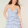 Rochie mini tip babydoll cu decolteu în V cu volane Rochie mini tip babydoll cu decolteu în V cu volane
