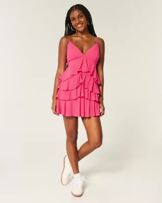 Rochie mini tip babydoll cu decolteu în V cu volane