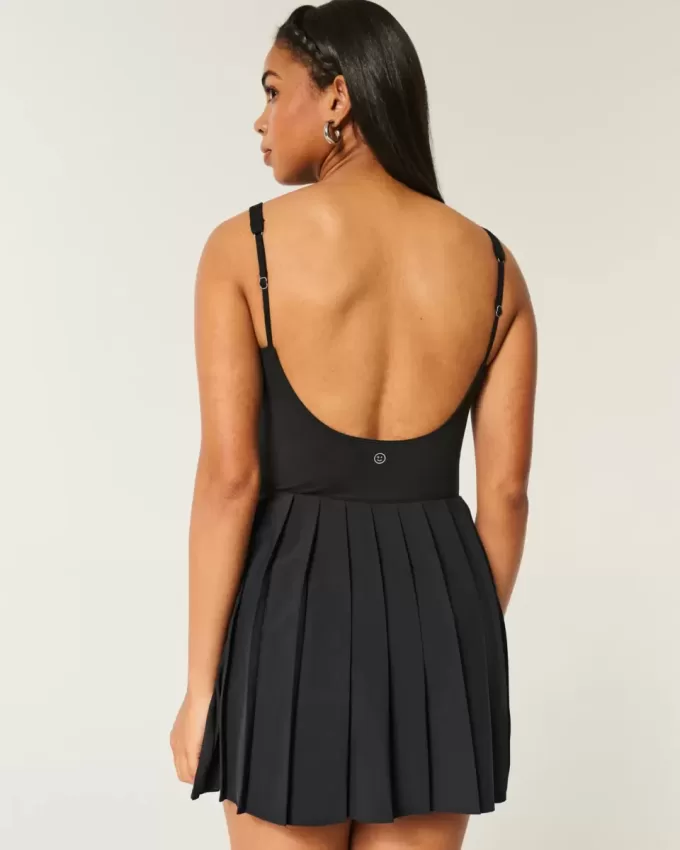 Rochie plisată activă Gilly Hicks Rochie plisată activă Gilly Hicks