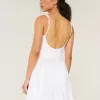 Rochie plisată activă Gilly Hicks Rochie plisată activă Gilly Hicks