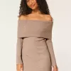 Rochie pulover cu umăr dezactivat Rochie pulover cu umăr dezactivat