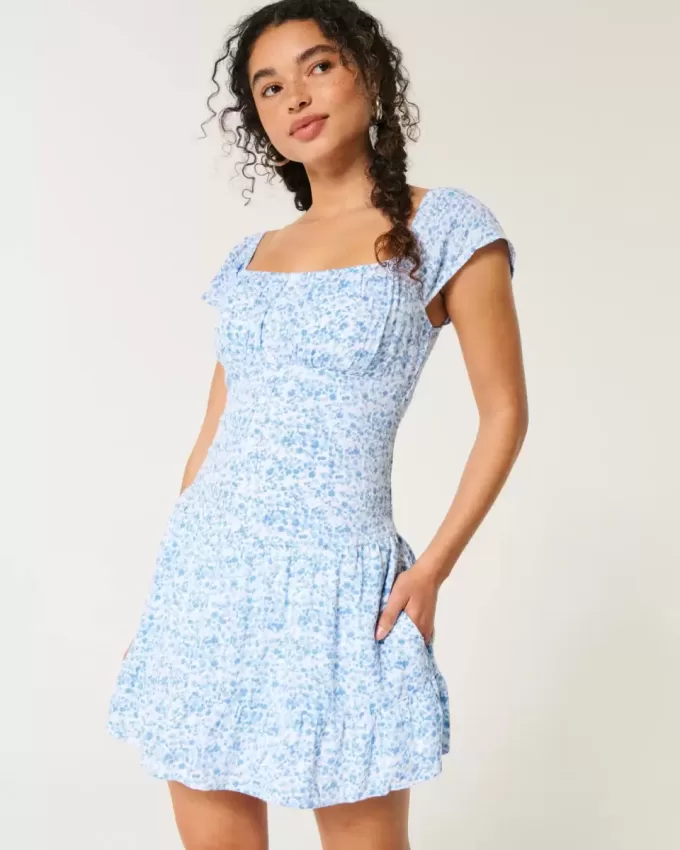Rochie Skort cu maneca fluturata Rochie Skort cu maneca fluturata