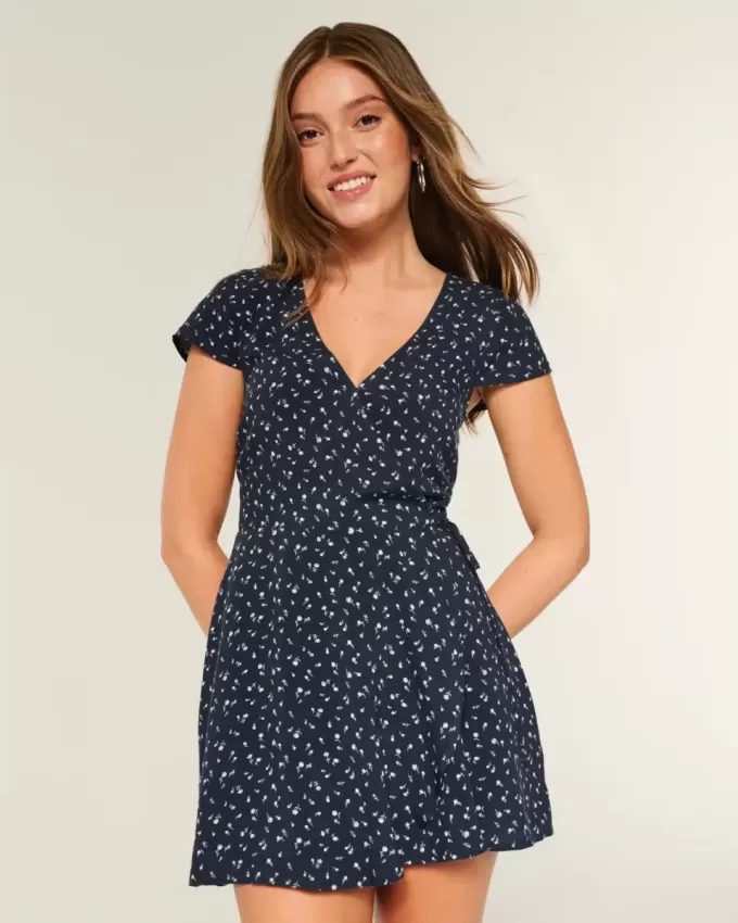 Rochie Wrap cu maneca scurta Rochie Wrap cu maneca scurta