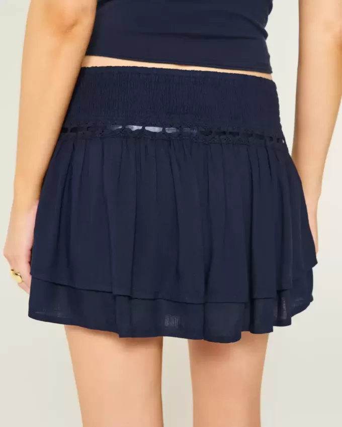 Short mini cu etaje cu smock Short mini cu etaje cu smock