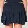 Short mini cu etaje cu tiv asimetric Short mini cu etaje cu tiv asimetric