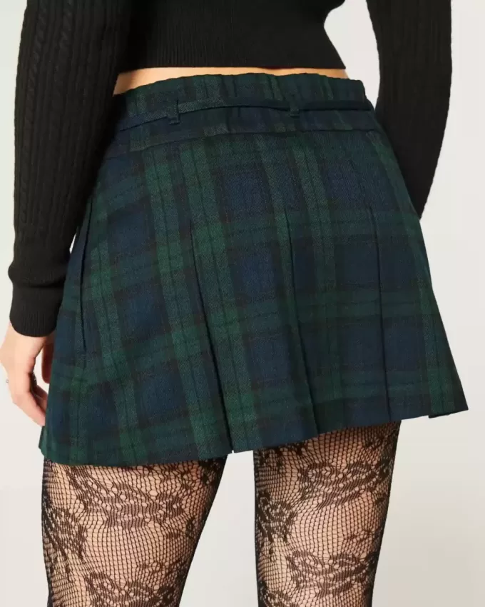 Short mini cu pliuri cu talie mijlocie Short mini cu pliuri cu talie mijlocie
