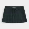 Short mini cu pliuri cu talie mijlocie Short mini cu pliuri cu talie mijlocie