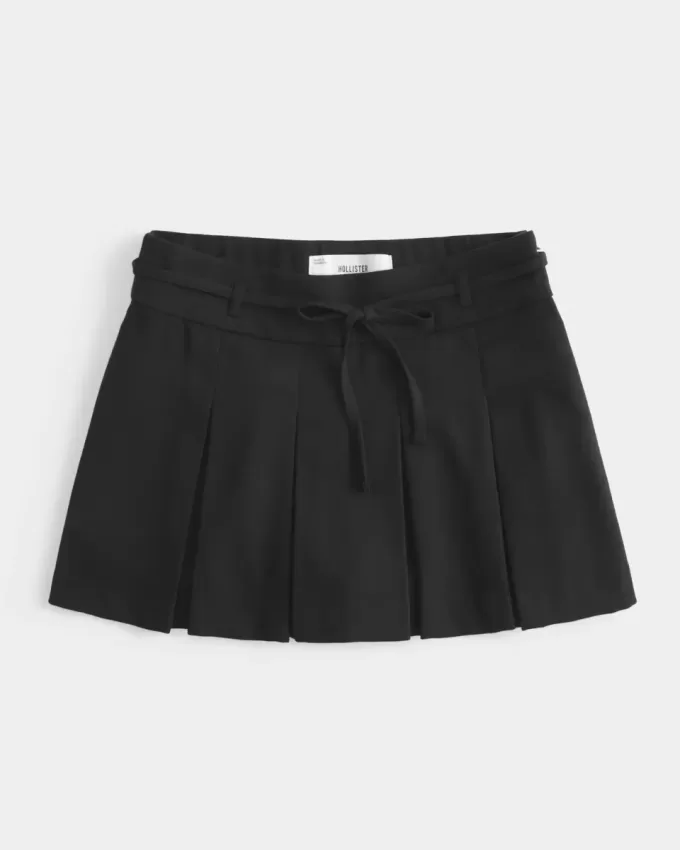 Short mini cu pliuri cu talie mijlocie Short mini cu pliuri cu talie mijlocie
