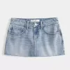 Short mini din denim brodat cu stea cu talie joasa Short mini din denim brodat cu stea cu talie joasa