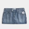 Short mini din denim brodat cu talie joasa Short mini din denim brodat cu talie joasa