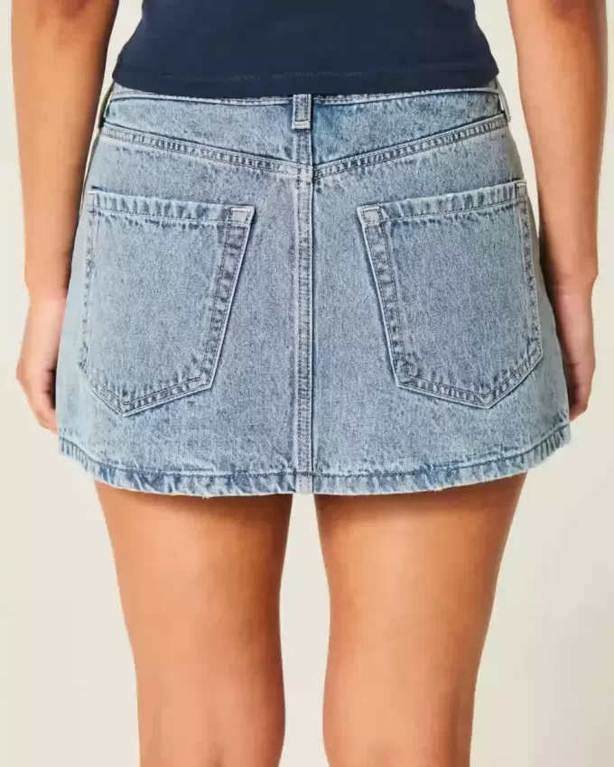 Short mini din denim cu talie joasă Short mini din denim cu talie joasă