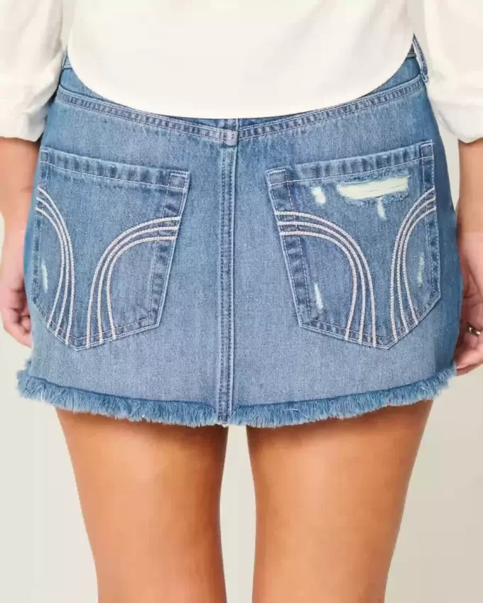 Short mini din denim cu talie joasă ruptă Short mini din denim cu talie joasă ruptă