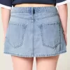 Short mini din denim cu talie joasă, spalare medie Short mini din denim cu talie joasă, spalare medie