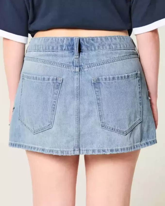 Short mini din denim cu talie joasă, spalare medie Short mini din denim cu talie joasă, spalare medie
