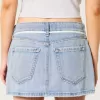 Short mini din denim, cu talie joasă, spălat ușor Short mini din denim, cu talie joasă, spălat ușor