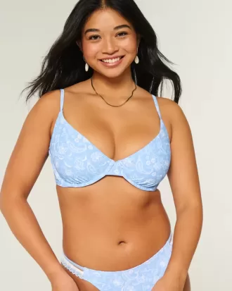 Top de bikini cu sârmă, curbat