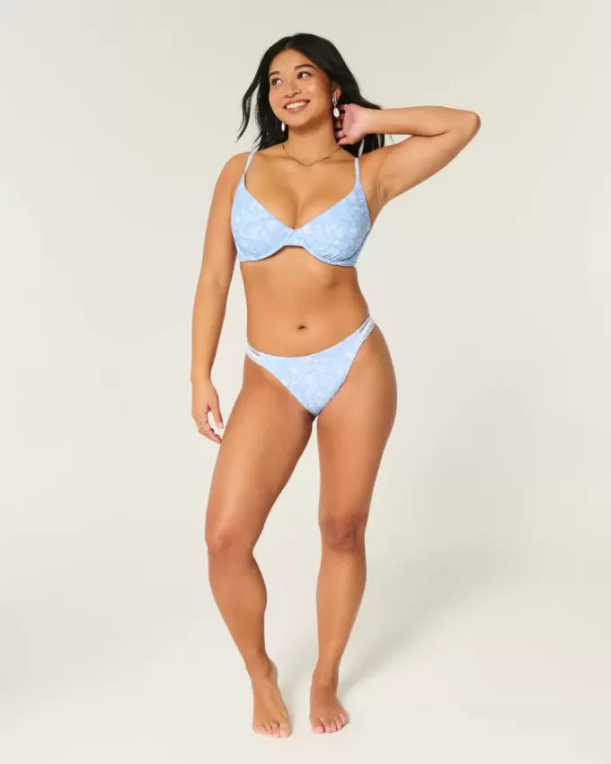 Top de bikini cu sârmă, curbat Top de bikini cu sârmă, curbat