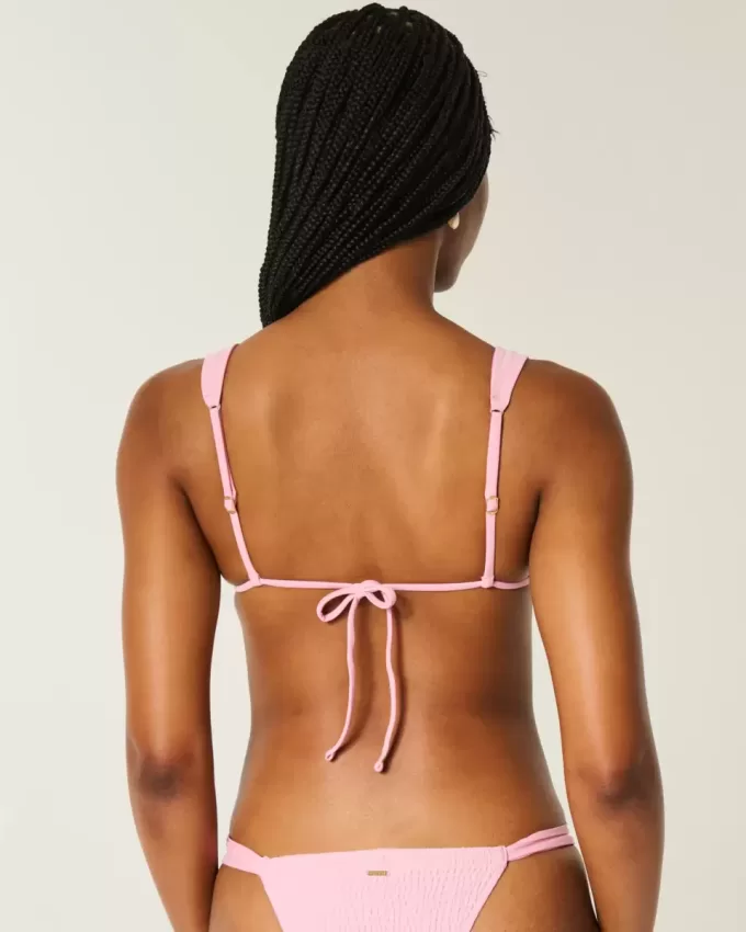 Top de bikini triunghi smocked peste umeri Top de bikini triunghi smocked peste umeri