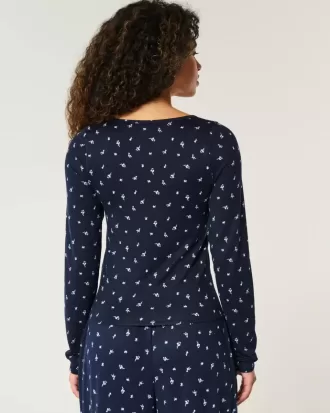 Top de pijama confortabil cu model floral