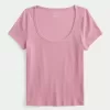 Tricou cu scoop Tricou cu scoop
