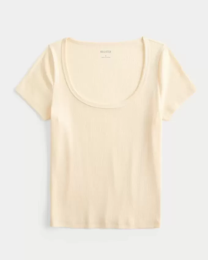 Tricou cu scoop Tricou cu scoop