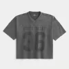 Tricou de fotbal cu grafică de varsitate, de greutate grea Tricou de fotbal cu grafică de varsitate, de greutate grea