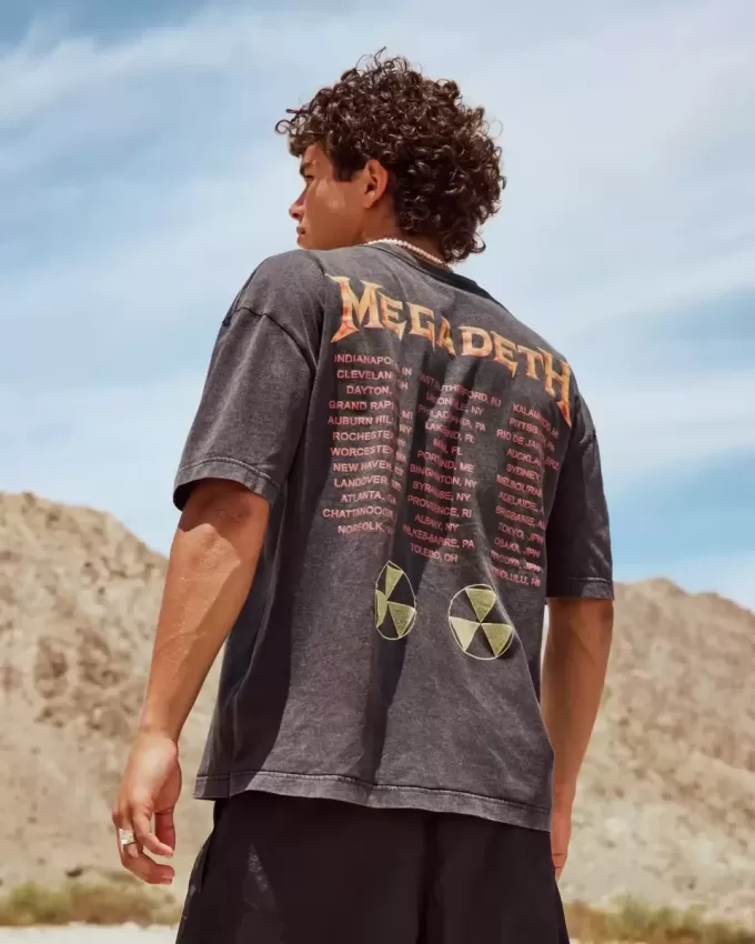 Tricou grafic Boxy Megadeth Tour Tricou grafic Boxy Megadeth Tour