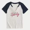 Tricou pentru bebeluși cu decolteu ușor, dulce și sportiv Tricou pentru bebeluși cu decolteu ușor, dulce și sportiv