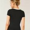 Tricou pentru bebeluși cu grafic activ Gilly Hicks Tricou pentru bebeluși cu grafic activ Gilly Hicks