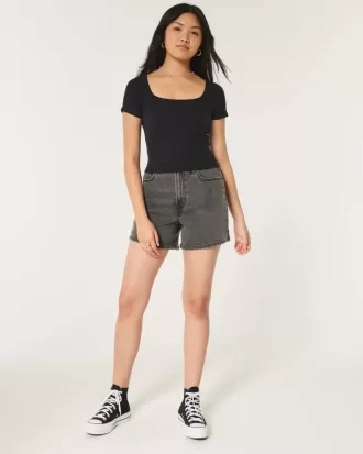 Tricou pentru bebeluși cu gât pătrat cu nervuri