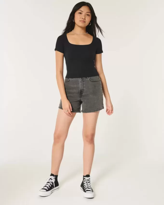Tricou pentru bebeluși cu gât pătrat cu nervuri Tricou pentru bebeluși cu gât pătrat cu nervuri