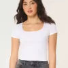 Tricou pentru bebeluși cu gât pătrat din material fără cusături Tricou pentru bebeluși cu gât pătrat din material fără cusături