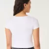 Tricou pentru bebeluși cu gât pătrat din material fără cusături Tricou pentru bebeluși cu gât pătrat din material fără cusături