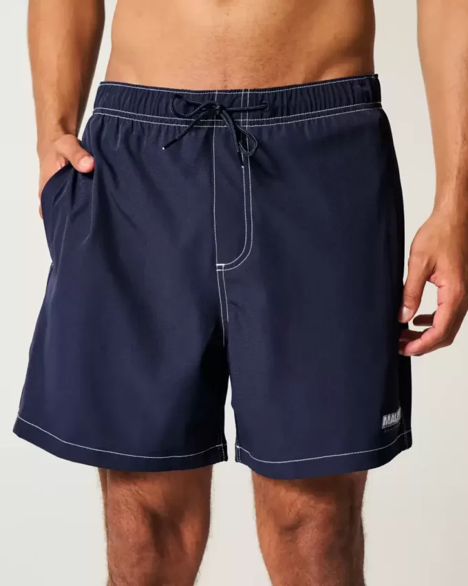 Trunchi de baie pentru volei la mijlocul coapsei Trunchi de baie pentru volei la mijlocul coapsei